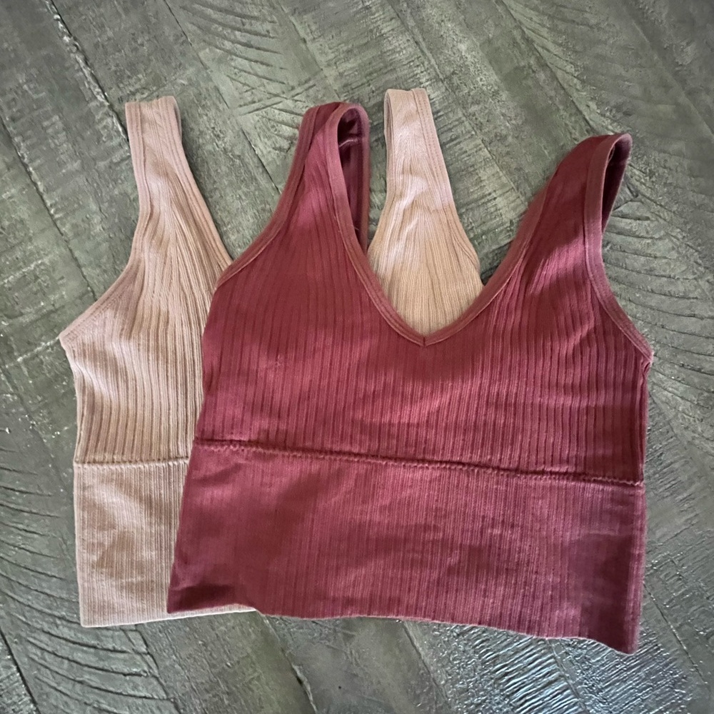 Amazon Women's Ribbed Tank Tops - Burgundy and Beige